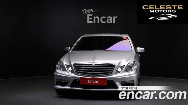 MERCEDES BENZ E-Classe W212 E200 CGI 2011 — photo 3 sur 20