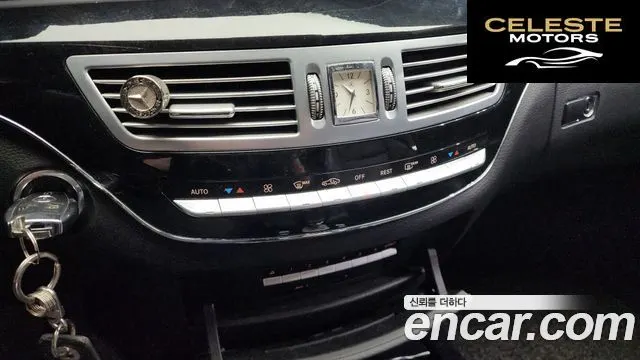 MERCEDES BENZ S-Classe W221 S350 2012 — photo 16 sur 20