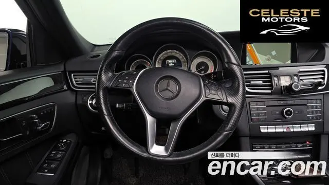MERCEDES BENZ E-Classe W212 E300 4MATIC Avantgarde 2016 — photo 13 sur 20