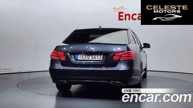MERCEDES BENZ E-Classe W212 E220 Avantgarde 2015 — photo 4 sur 20