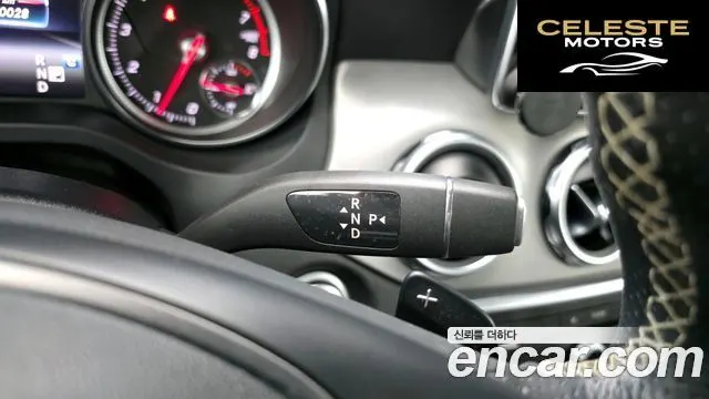 MERCEDES BENZ GLA-Classe X156 GLA250 4MATIC 2018 — photo 9 sur 20