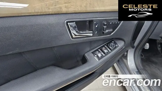 MERCEDES BENZ E-Classe W212 E350 4MATIC Avantgarde 2010 — photo 18 sur 20