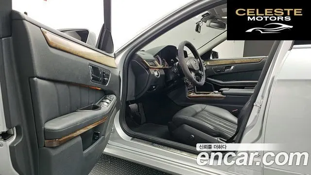 MERCEDES BENZ E-Classe W212 E300 2010 — photo 10 sur 20