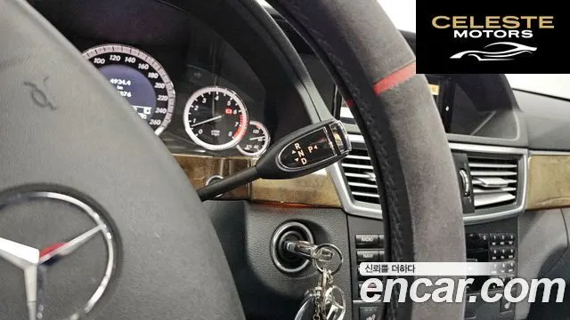 MERCEDES BENZ E-Classe W212 E300 2010 — photo 9 sur 20