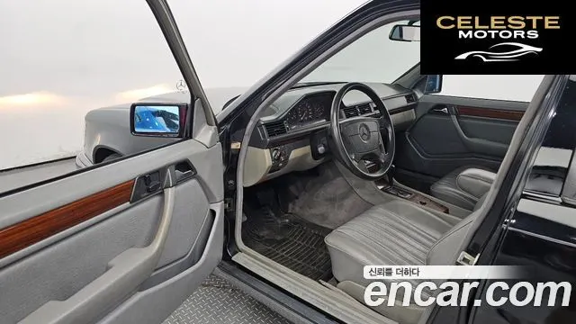 MERCEDES BENZ E-Classe W124 E220 1994 — photo 10 sur 20