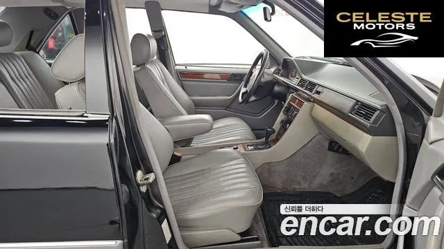 MERCEDES BENZ E-Classe W124 E220 1994 — photo 11 sur 20