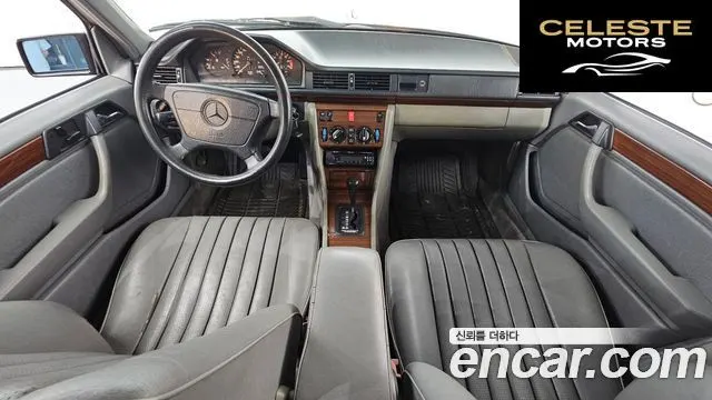 MERCEDES BENZ E-Classe W124 E220 1994 — photo 7 sur 20