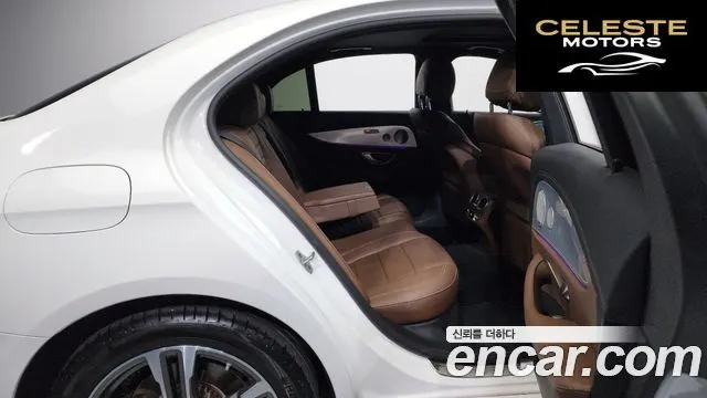 MERCEDES BENZ E-Classe W213 E350 4MATIC Avantgarde 2021 — photo 12 sur 20