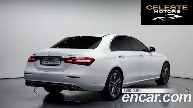 MERCEDES BENZ E-Classe W213 E350 4MATIC Avantgarde 2021 — photo 2 sur 20