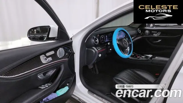 MERCEDES BENZ E-Classe W213 E400 4MATIC Exclusive 2017 — photo 10 sur 20