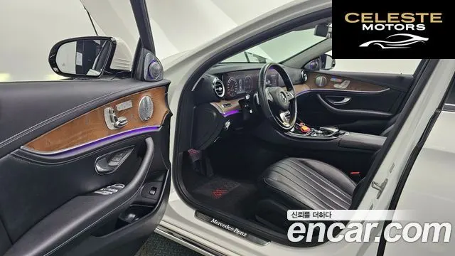 MERCEDES BENZ E-Classe W213 E300 Exclusive 2018 — photo 11 sur 20