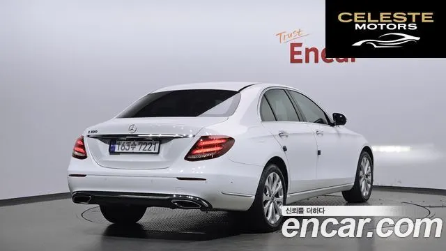 MERCEDES BENZ E-Classe W213 E300 Exclusive 2018 — photo 2 sur 20