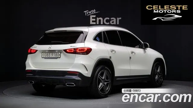 MERCEDES BENZ GLA-Classe H247 GLA250 4MATIC 2020 — photo 2 sur 20