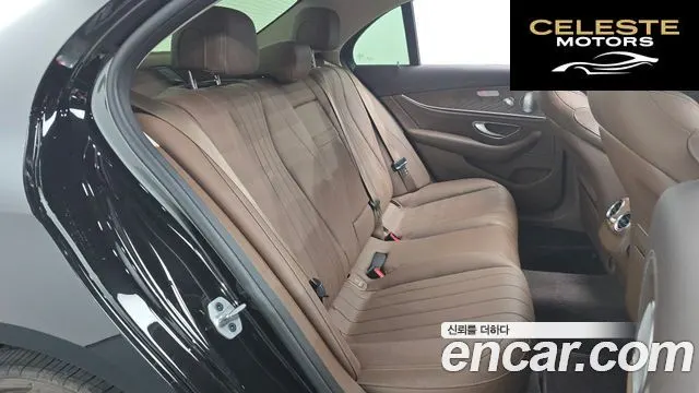 MERCEDES BENZ E-Classe W213 E300 4MATIC Exclusive 2019 — photo 12 sur 20