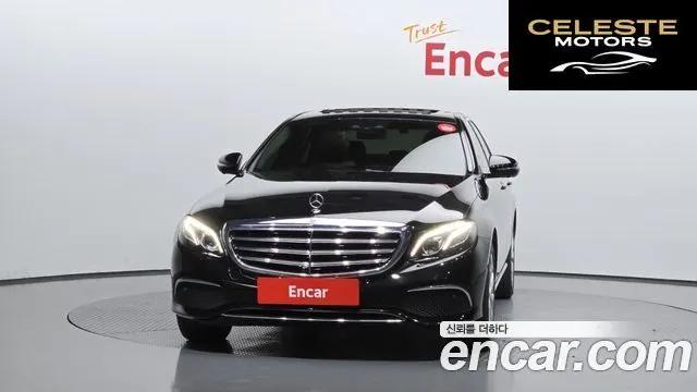 MERCEDES BENZ E-Classe W213 E300 4MATIC Exclusive 2019 — photo 3 sur 20