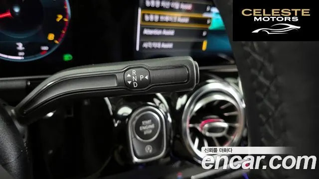 MERCEDES BENZ GLA-Classe H247 GLA250 4MATIC 2020 — photo 9 sur 20