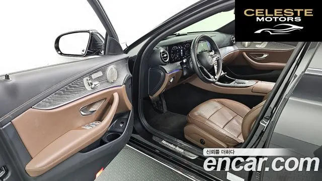 MERCEDES BENZ E-Classe W213 E350 4MATIC Exclusive 2023 — photo 10 sur 20
