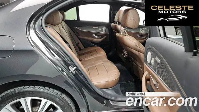 MERCEDES BENZ E-Classe W213 E350 4MATIC Exclusive 2023 — photo 12 sur 20