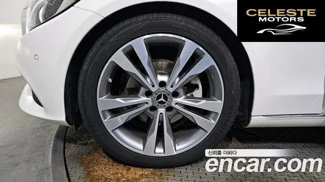 MERCEDES BENZ C-Classe W205 C200 Avantgarde 2018 — photo 5 sur 20