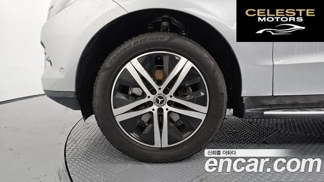 MERCEDES BENZ M-Classe W166 ML250 4MATIC 2012 — photo 5 sur 20