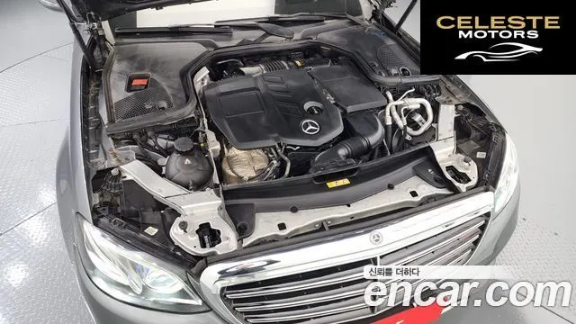 MERCEDES BENZ E-Classe W213 E220d 4MATIC Exclusive 2018 — photo 6 sur 20