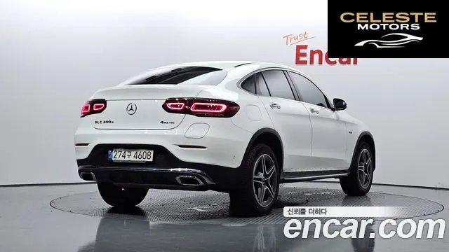 MERCEDES BENZ GLC-Classe X253 GLC300e 4MATIC Coupé 2021 — photo 2 sur 20