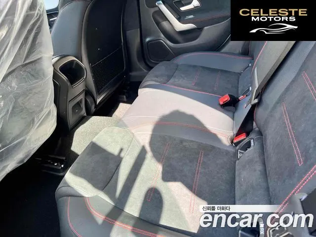 MERCEDES BENZ CLA-Classe C118 CLA250 4MATIC 2025 — photo 6 sur 9