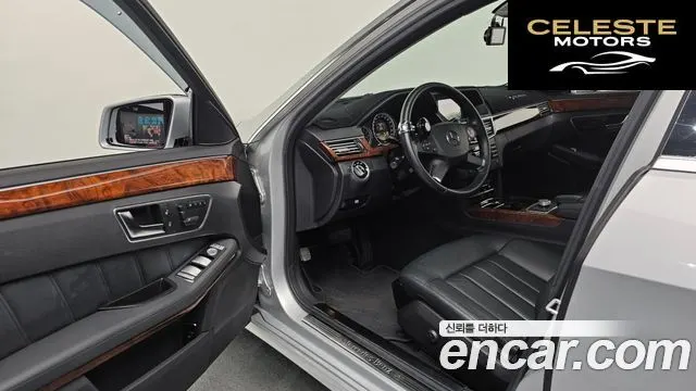 MERCEDES BENZ E-Classe W212 E300 2012 — photo 10 sur 20