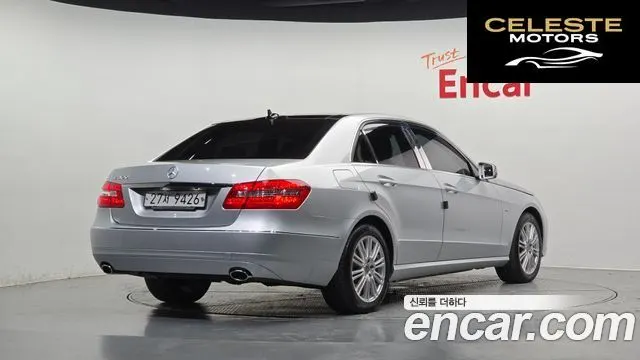 MERCEDES BENZ E-Classe W212 E300 2012 — photo 2 sur 20