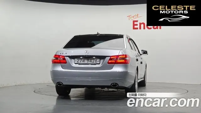 MERCEDES BENZ E-Classe W212 E300 2012 — photo 4 sur 20