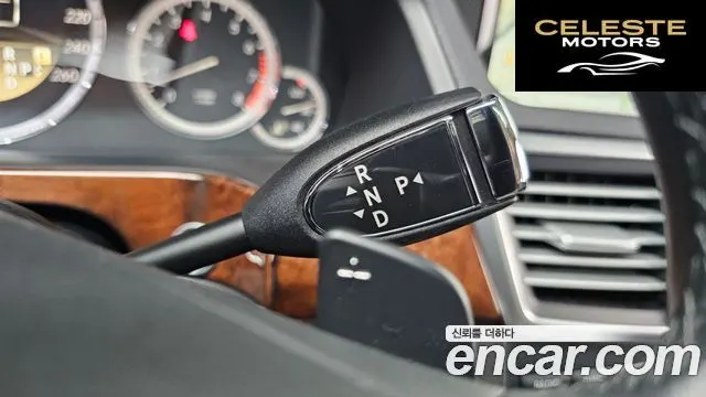 MERCEDES BENZ E-Classe W212 E300 2012 — photo 9 sur 20