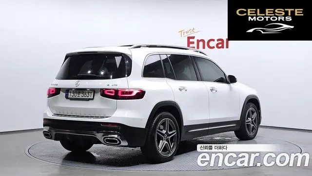 MERCEDES BENZ GLB-Classe X247 GLB250 4MATIC 2021 — photo 2 sur 20