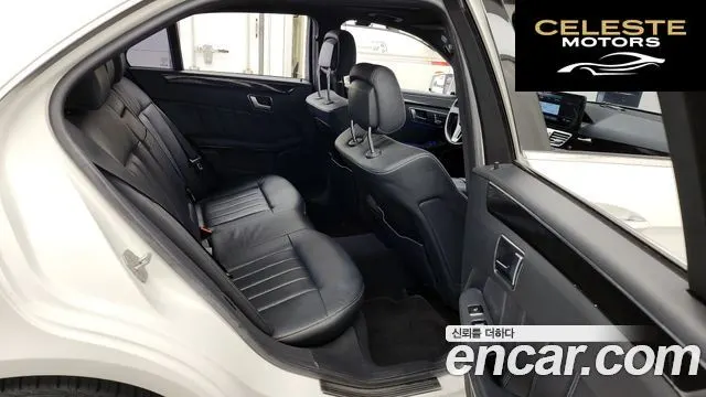 MERCEDES BENZ E-Classe W212 E220 CDI Avantgarde 2014 — photo 12 sur 20