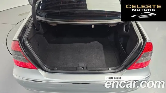 MERCEDES BENZ E-Classe W211 E350 2007 — photo 19 sur 26
