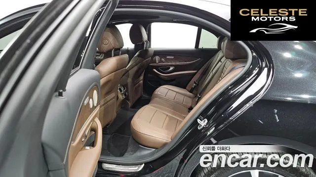 MERCEDES BENZ E-Classe W213 E300e 4MATIC Exclusive 2021 — photo 11 sur 20