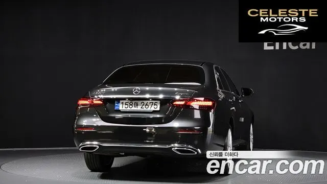 MERCEDES BENZ E-Classe W213 E220d 4MATIC Exclusive 2021 — photo 4 sur 20