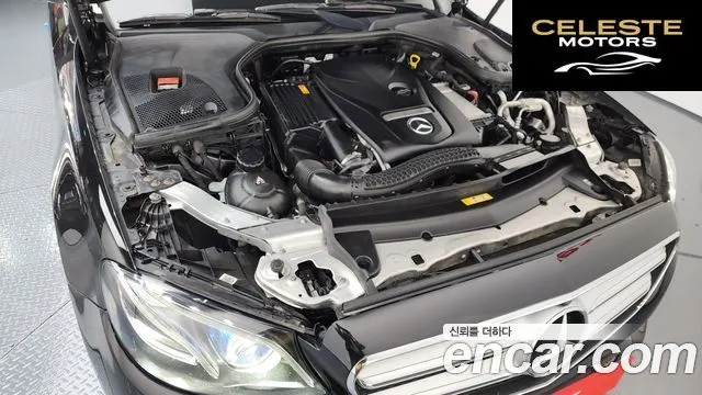 MERCEDES BENZ E-Classe W213 E300 4MATIC Avantgarde 2019 — photo 6 sur 26