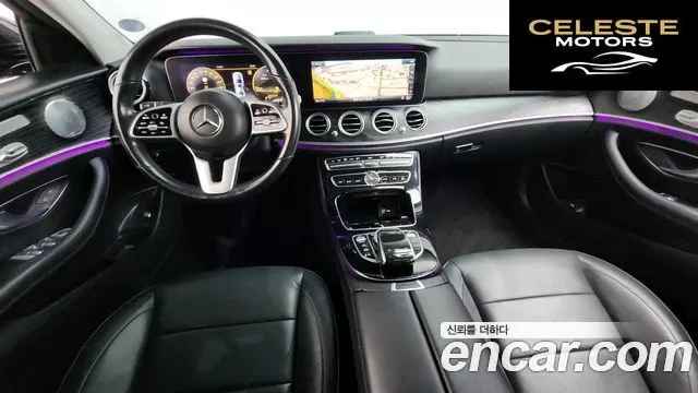 MERCEDES BENZ E-Classe W213 E300 4MATIC Avantgarde 2019 — photo 7 sur 26