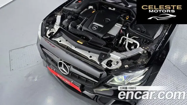 MERCEDES BENZ E-Classe W213 E300 4MATIC Avantgarde 2019 — photo 6 sur 26