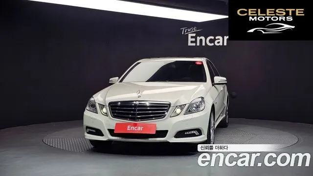 MERCEDES BENZ E-Classe W212 E200 CGI Avantgarde 2010 — photo 3 sur 20