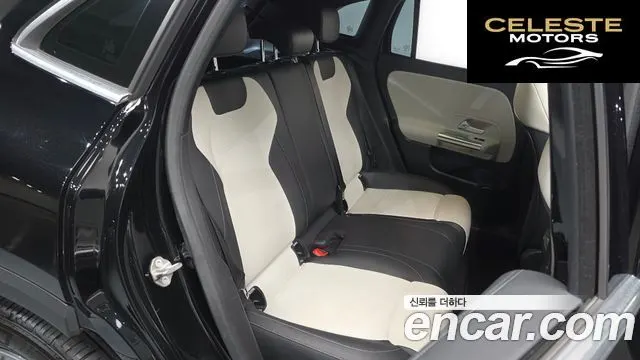 MERCEDES BENZ GLA-Classe H247 GLA250 4MATIC 2020 — photo 11 sur 26