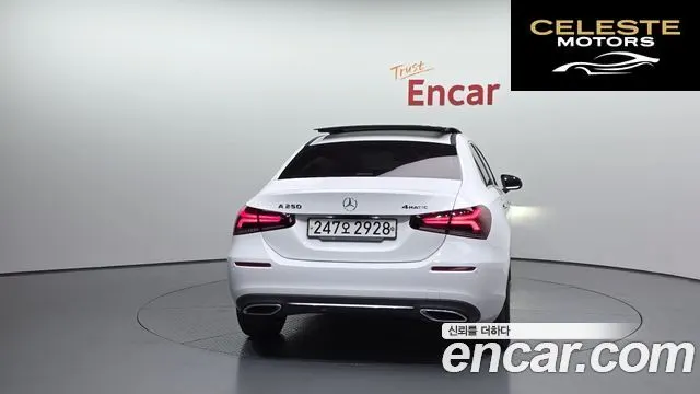 MERCEDES BENZ A-Classe W177 A250 4MATIC Berline 2020 — photo 4 sur 20