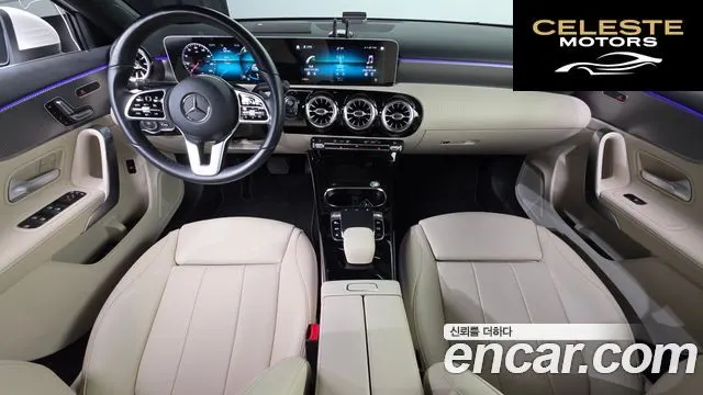 MERCEDES BENZ A-Classe W177 A250 4MATIC Berline 2020 — photo 7 sur 20