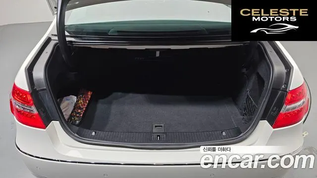 MERCEDES BENZ E-Classe W212 E300 2012 — photo 20 sur 20