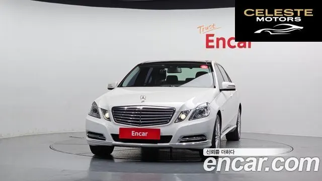 MERCEDES BENZ E-Classe W212 E300 2012 — photo 3 sur 20