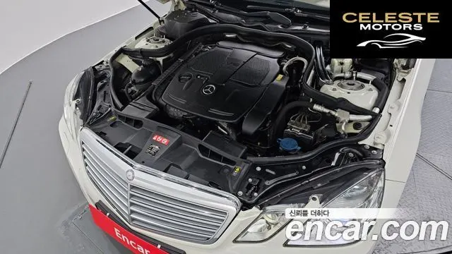 MERCEDES BENZ E-Classe W212 E300 2012 — photo 6 sur 20