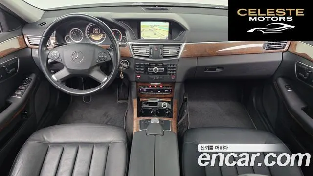 MERCEDES BENZ E-Classe W212 E300 2012 — photo 7 sur 20