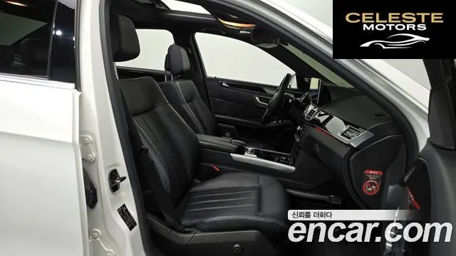 MERCEDES BENZ E-Classe W212 E300 Avantgarde 2014 — photo 10 sur 20