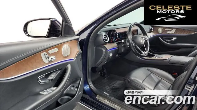 MERCEDES BENZ E-Classe W213 E300e 4MATIC Exclusive 2021 — photo 10 sur 20