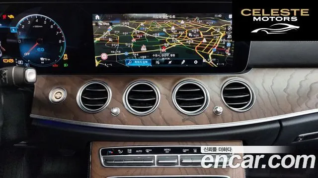 MERCEDES BENZ E-Classe W213 E300e 4MATIC Exclusive 2021 — photo 14 sur 20